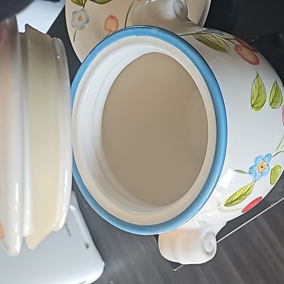 Tabletop Gallery Cherry Blossom Cookie Jar w/ 2 plates - Picture 4 of 9